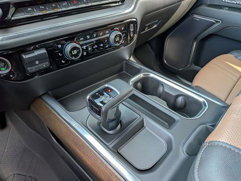 Used 2023 Chevrolet Silverado 1500 High Country w/ High Country Premium Package image 23