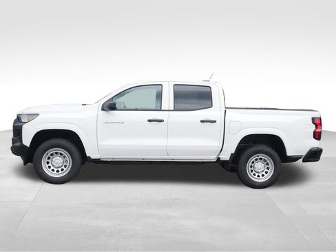 New 2025 Chevrolet Colorado W/T w/ Advanced Trailering Package image 2