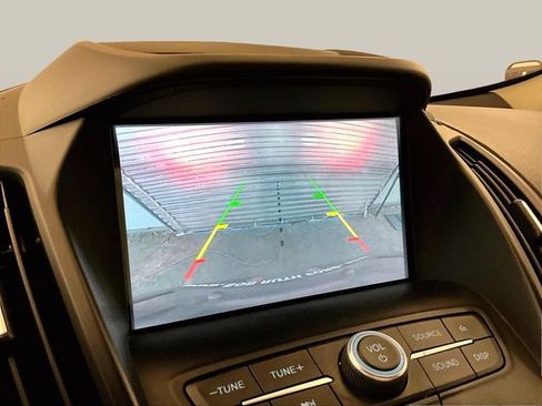 Used 2018 Ford Escape SE w/ SE Sync 3 Package FWD image 20