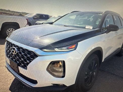 Used 2020 Hyundai Santa Fe SEL w/ Convenience Package AWD/4WD image 2