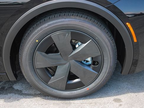 New 2026 Toyota Prius SE image 11