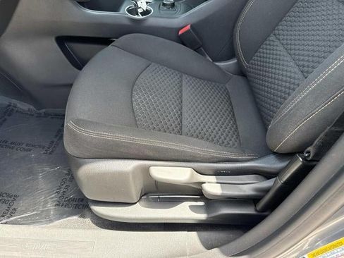 Used 2021 GMC Terrain SLE FWD image 14