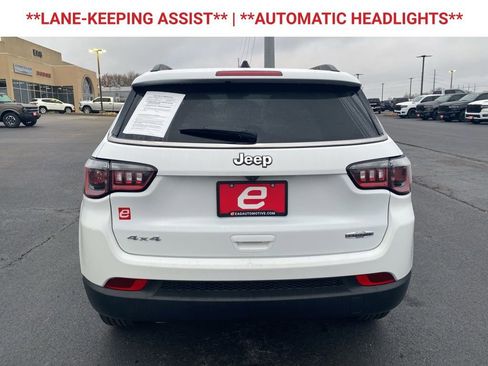 Used 2024 Jeep Compass Latitude image 7