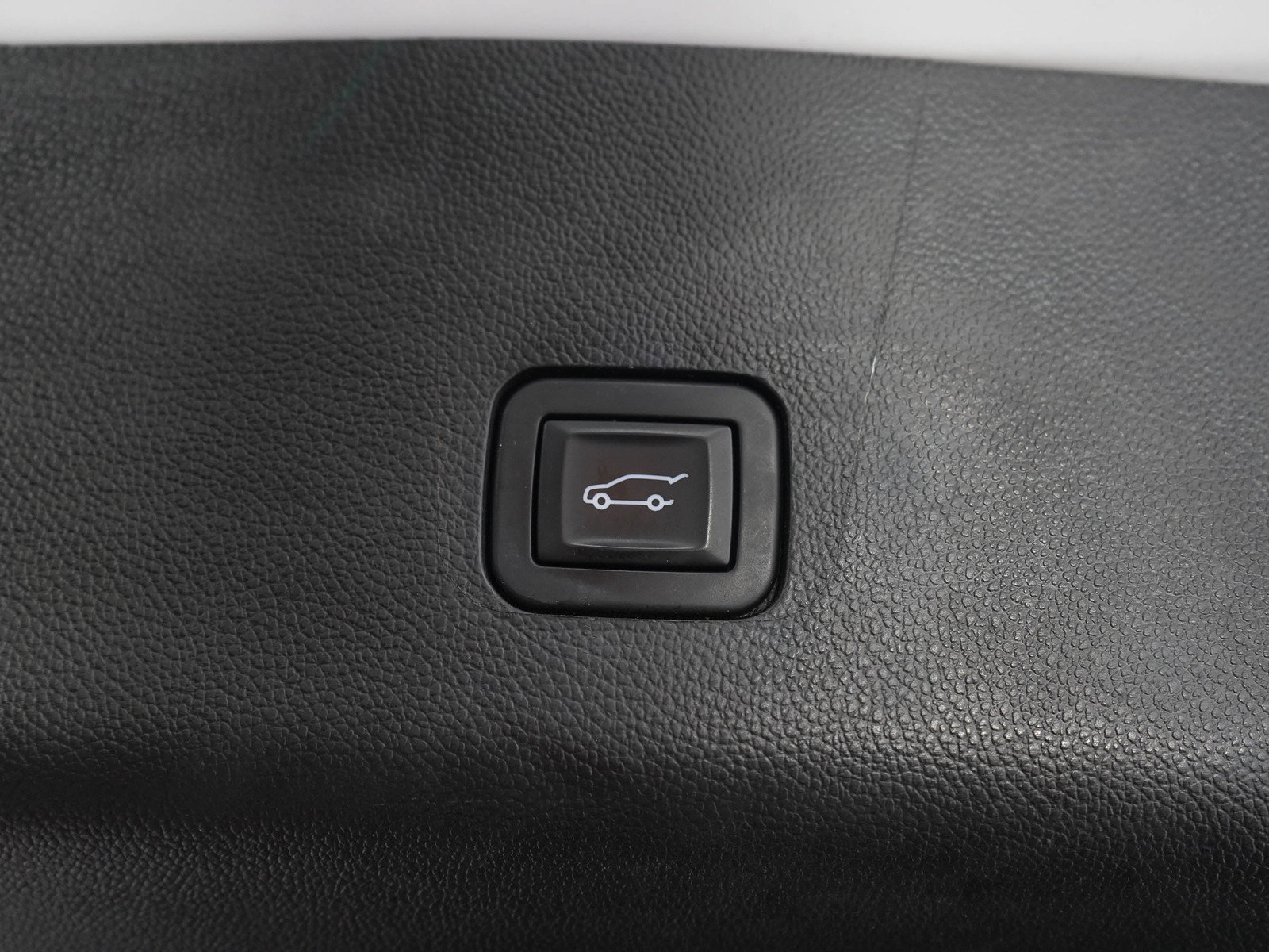 Used 2019 Chevrolet Traverse LT AWD/4WD image 11