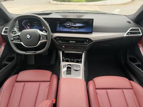 Used 2026 BMW 330i Sedan RWD image 28