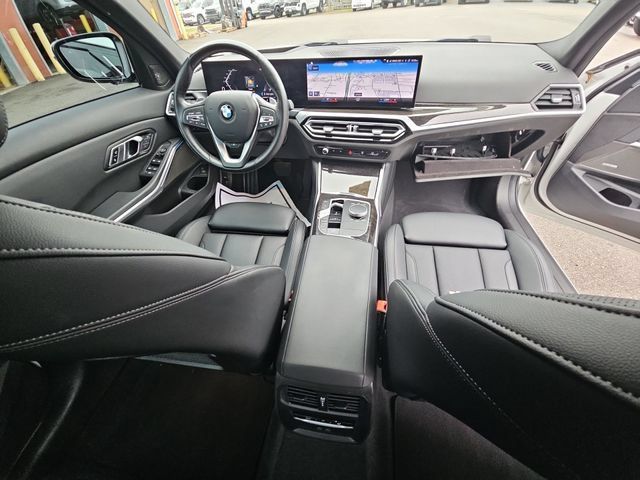 Used 2023 BMW 330i xDrive Sedan w/ Premium Package AWD/4WD image 23