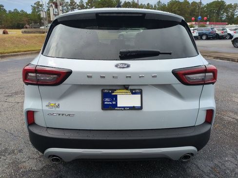 New 2026 Ford Escape Active image 5