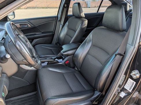 Used 2016 Honda Accord Sport image 21