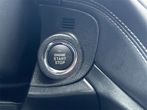 Certified 2022 Subaru Outback Limited image 10