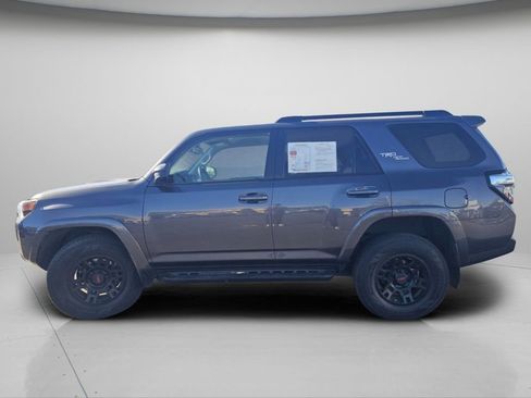 Used 2021 Toyota 4Runner TRD Off-Road image 25