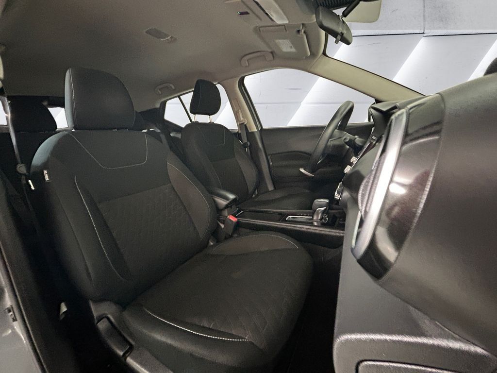 Used 2024 Nissan Kicks SV FWD image 14