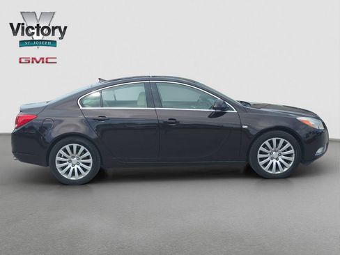 Used 2011 Buick Regal CXL Turbo w/ TO2 Preferred Equipment Group FWD image 19