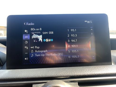 Used 2022 Lexus IS 350 F Sport image 23