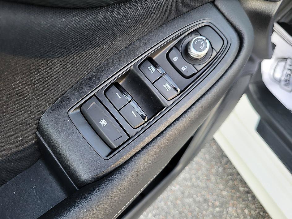 Used 2025 Subaru Legacy Premium AWD/4WD image 11
