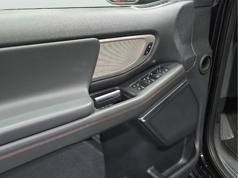 Used 2025 Ford Expedition Max Active image 15