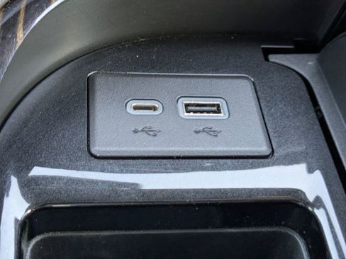 Used 2021 Cadillac Escalade Sport w/ Heavy-Duty Trailer Package image 31