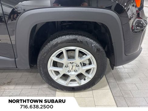 Used 2022 Jeep Renegade Latitude image 20