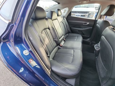 Used 2022 Hyundai Sonata Limited w/ Preferred Accessory Package image 28