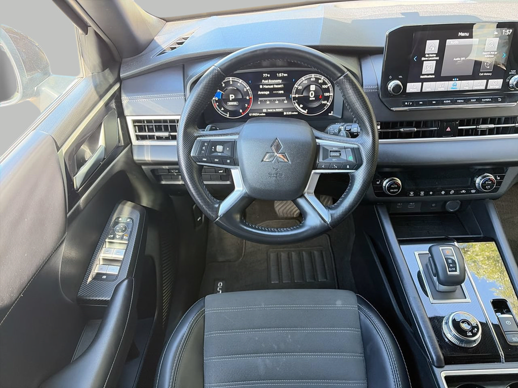 Used 2024 Mitsubishi Outlander SE Black Edition AWD/4WD image 15