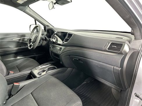 Used 2021 Honda Passport Sport image 27