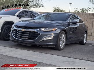 Used 2020 Chevrolet Malibu LT image 1