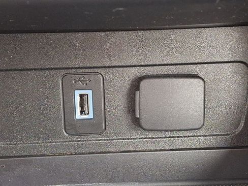 Used 2018 Ford Escape S image 25