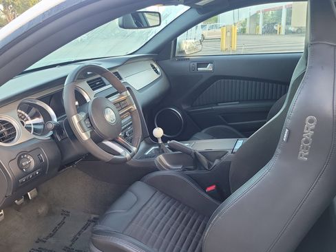 Used 2013 Ford Mustang Shelby GT500 image 10