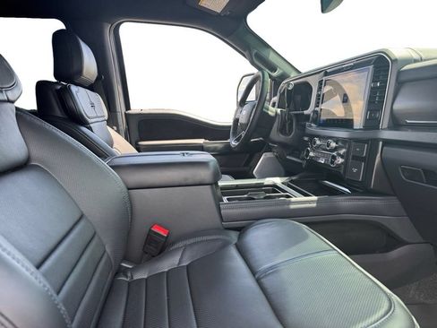 Used 2026 Ford F250 Platinum AWD/4WD image 18