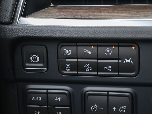 New 2026 Chevrolet Tahoe High Country AWD/4WD image 28