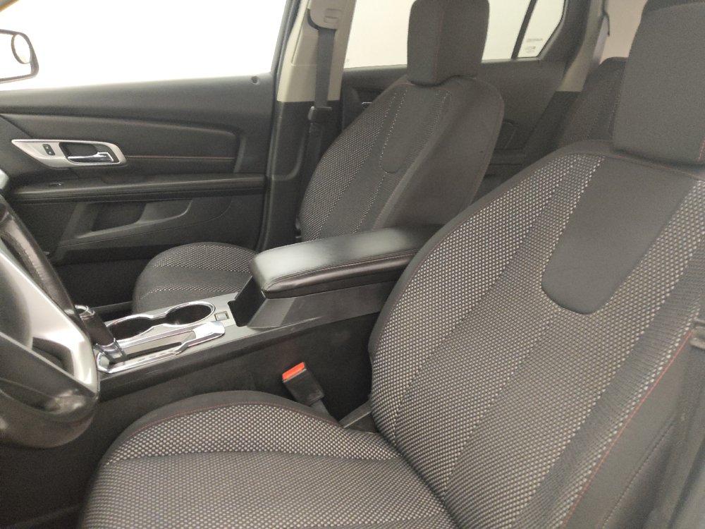 Used 2017 GMC Terrain SLE FWD image 17