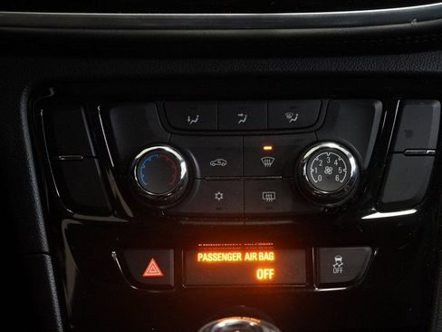 Certified 2022 Buick Encore Preferred w/ Safety Package image 20