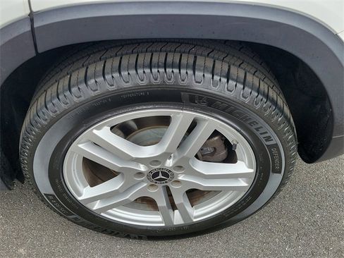 Used 2020 Mercedes-Benz GLB 250 4MATIC image 7