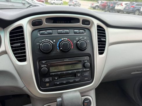 Used 2007 Toyota Highlander Limited AWD/4WD image 24