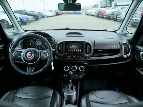Used 2019 FIAT 500L Trekking image 11