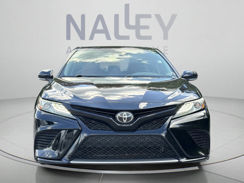 Used 2019 Toyota Camry XSE w/ Accessory Appearance Package FWD image 8