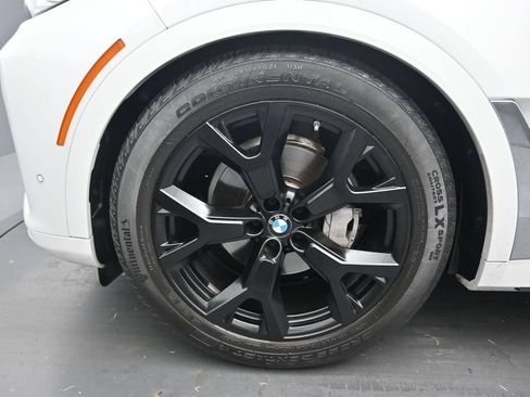 Used 2022 BMW X7 xDrive40i w/ Executive Package AWD/4WD image 71