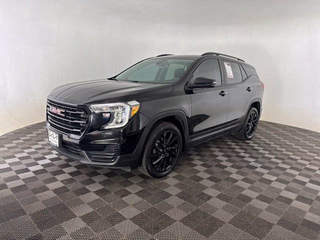 Used 2023 GMC Terrain SLE w/ Driver Convenience Package AWD/4WD image 8