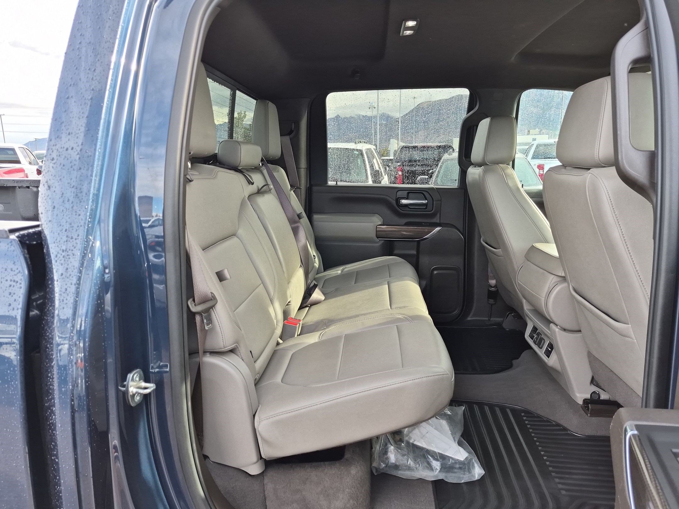 Used 2022 Chevrolet Silverado 3500 LT w/ Convenience Package AWD/4WD image 29
