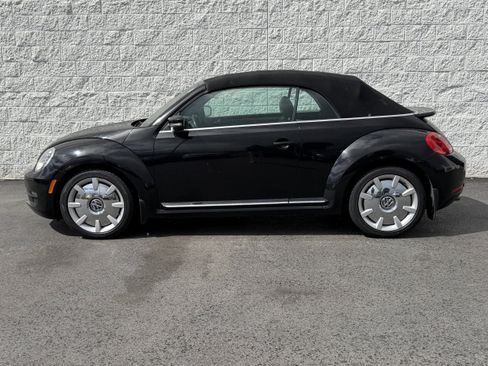 Used 2013 Volkswagen Beetle 2.5 FWD image 4
