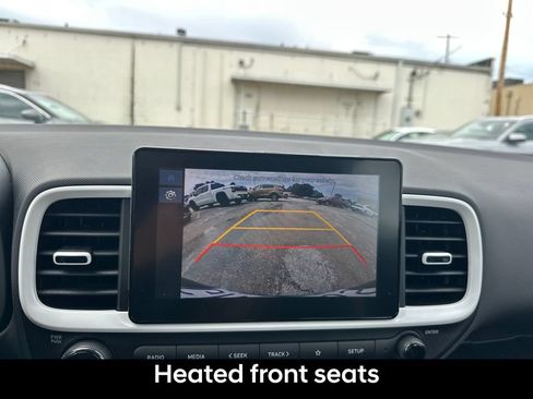 Used 2026 Hyundai Venue SEL FWD image 18
