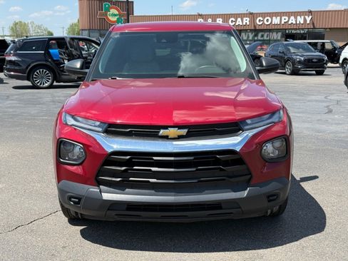 Used 2021 Chevrolet TrailBlazer LS FWD image 3