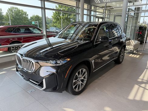 New 2026 BMW X5 xDrive40i AWD/4WD image 3