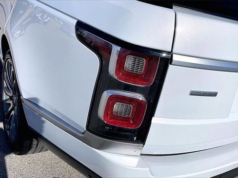 Used 2018 Land Rover Range Rover Long Wheelbase Autobiography image 30