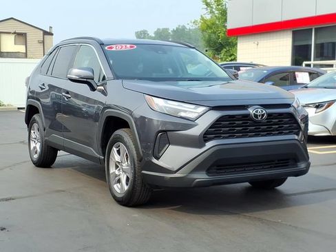 Certified 2025 Toyota RAV4 XLE AWD/4WD image 3