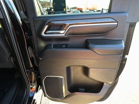 Used 2024 GMC Sierra 2500 SLE image 27