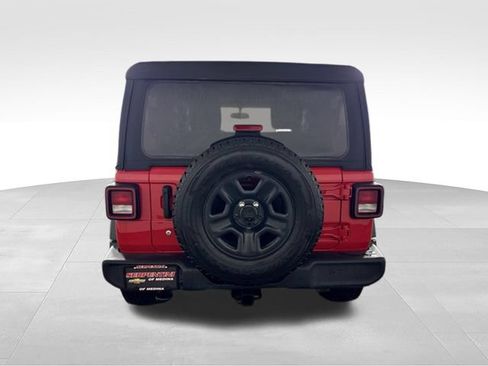 Used 2018 Jeep Wrangler Sport AWD/4WD image 8