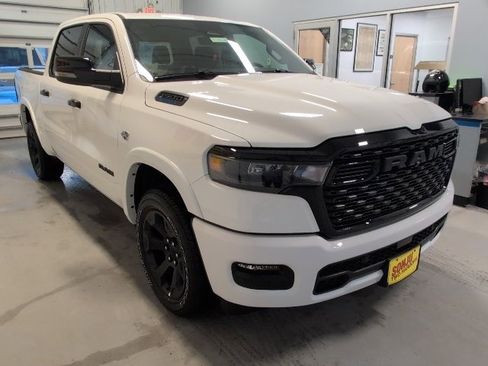 New 2026 RAM 1500 4x4 Crew Cab image 9