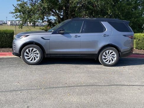 Used 2023 Land Rover Discovery S R-Dynamic AWD/4WD image 2