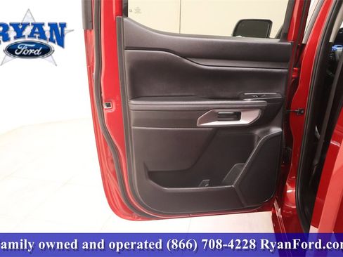 Used 2025 Ford Ranger Lariat w/ Trailer Tow Package image 12