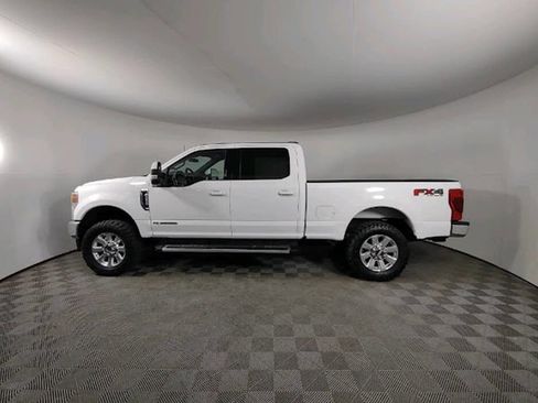 Used 2022 Ford F250 Lariat w/ Lariat Value Package AWD/4WD image 2